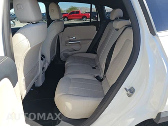 2025 Mercedes-Benz GLA 250 - miniatura 19