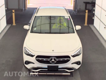 2025 Mercedes-Benz GLA 250 - miniatura 2