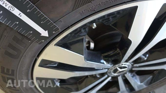 2025 Mercedes-Benz GLA 250 - miniatura 29