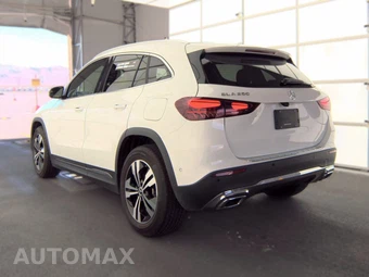 2025 Mercedes-Benz GLA 250 - miniatura 8