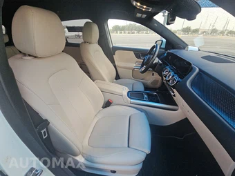 2025 Mercedes-Benz GLA 250 - miniatura 8