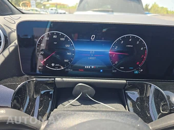 2025 Mercedes-Benz GLA 250 - miniatura 12