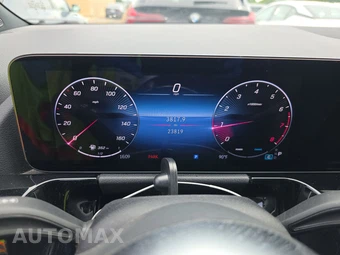 2025 Mercedes-Benz GLA 250 - miniatura 18