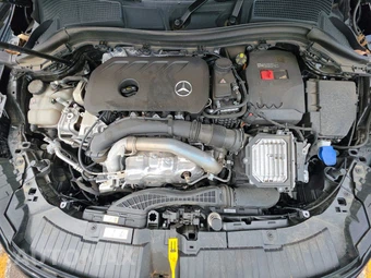 2025 Mercedes-Benz GLA 250 - miniatura 22