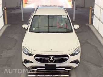 2025 Mercedes-Benz GLA 250 - miniatura 2