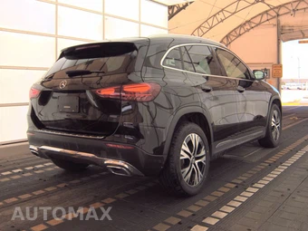 2025 Mercedes-Benz GLA 250 - miniatura 4