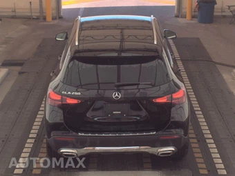 2025 Mercedes-Benz GLA 250 - miniatura 5