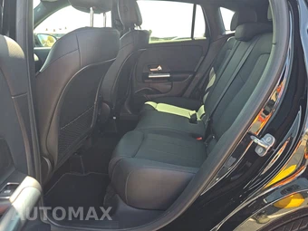 2025 Mercedes-Benz GLA 250 - miniatura 13