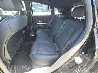 2025 Mercedes-Benz GLA 250 – miniatura 10