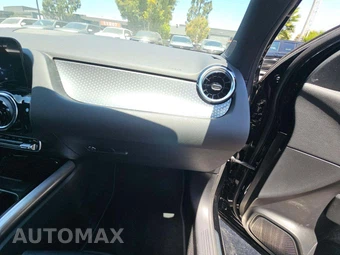 2025 Mercedes-Benz GLA 250 – miniatura 16