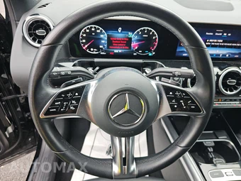 2025 Mercedes-Benz GLA 250 - miniatura 10