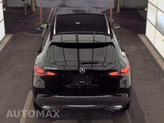2025 Mercedes-Benz GLA 250 - miniatura 5