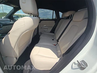 2025 Mercedes-Benz GLA 250 - miniatura 13