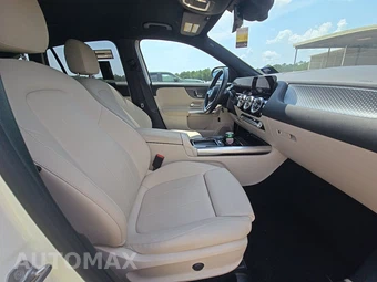 2025 Mercedes-Benz GLA 250 - miniatura 8