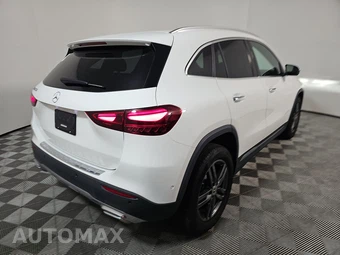 2025 Mercedes-Benz GLA 250 - miniatura 4