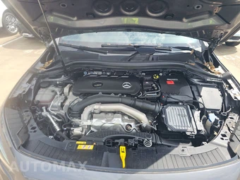 2025 Mercedes-Benz GLA 250 – miniatura 15