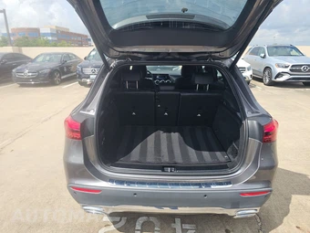 2025 Mercedes-Benz GLA 250 – miniatura 16