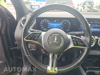 2025 Mercedes-Benz GLA 250 - miniatura 10