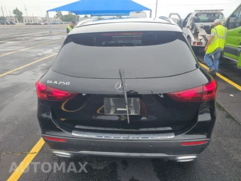 2025 Mercedes-Benz GLA 250 - miniatura 5