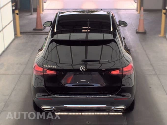 2025 Mercedes-Benz GLA 250 - miniatura 5