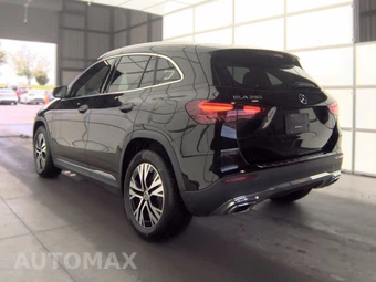 2025 Mercedes-Benz GLA 250 - miniatura 6