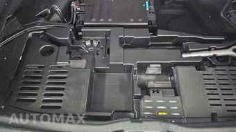 2025 Mercedes-Benz GLA 250 - miniatura 19