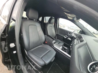 2025 Mercedes-Benz GLA 250 - miniatura 8
