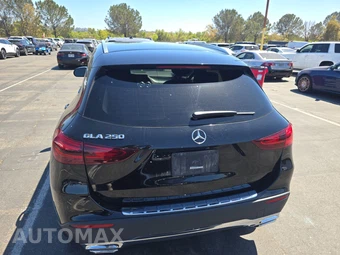 2025 Mercedes-Benz GLA 250 - miniatura 5