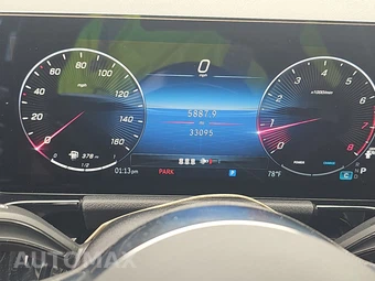2025 Mercedes-Benz GLA 250 - miniatura 12