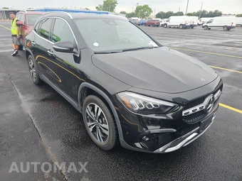 2025 Mercedes-Benz GLA 250 - miniatura 3