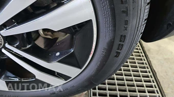 2025 Mercedes-Benz GLA 250 - miniatura 29