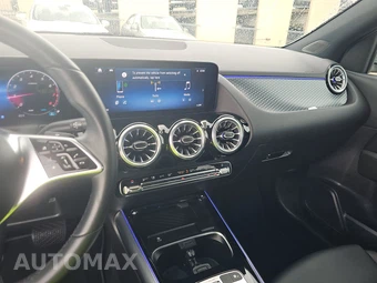 2025 Mercedes-Benz GLA 250 – miniatura 11