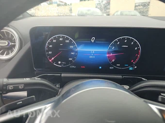 2025 Mercedes-Benz GLA 250 – miniatura 12