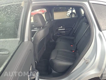 2025 Mercedes-Benz GLA 250 – miniatura 13