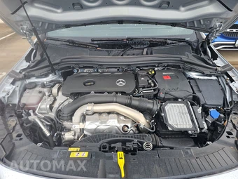 2025 Mercedes-Benz GLA 250 – miniatura 15