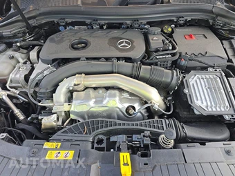 2025 Mercedes-Benz GLA 250 - miniatura 15
