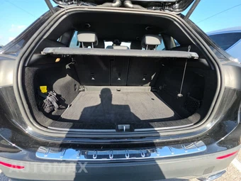 2025 Mercedes-Benz GLA 250 - miniatura 16