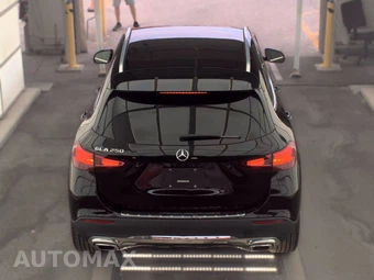 2025 Mercedes-Benz GLA 250 - miniatura 5