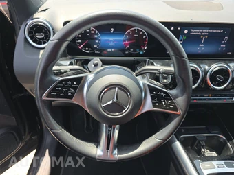 2025 Mercedes-Benz GLA 250 - miniatura 10