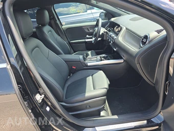 2025 Mercedes-Benz GLA 250 - miniatura 8
