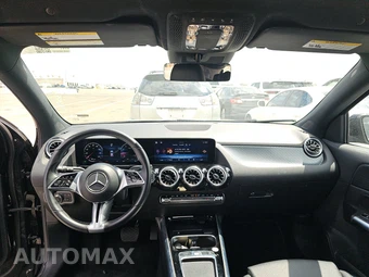 2025 Mercedes-Benz GLA 250 - miniatura 11