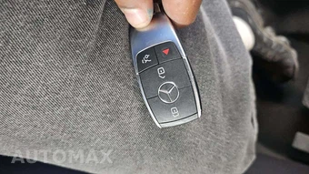 2025 Mercedes-Benz GLA 250 - miniatura 19