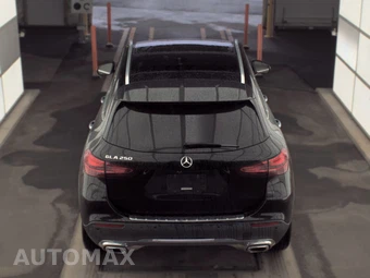 2025 Mercedes-Benz GLA 250 - miniatura 6