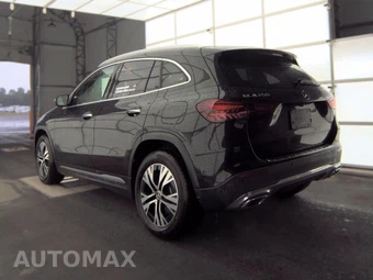 2025 Mercedes-Benz GLA 250 - miniatura 8
