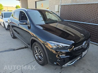 2025 Mercedes-Benz GLA 250 - miniatura 3