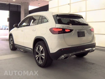 2025 Mercedes-Benz GLA 250 - miniatura 8
