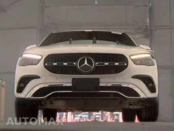 2025 Mercedes-Benz GLA 250 - miniatura 3