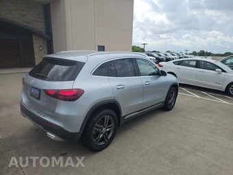 2025 Mercedes-Benz GLA 250 - miniatura 4