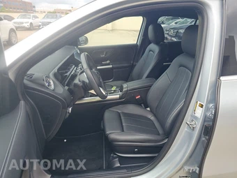 2025 Mercedes-Benz GLA 250 - miniatura 7