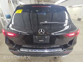 2025 Mercedes-Benz GLA 250 - miniatura 5